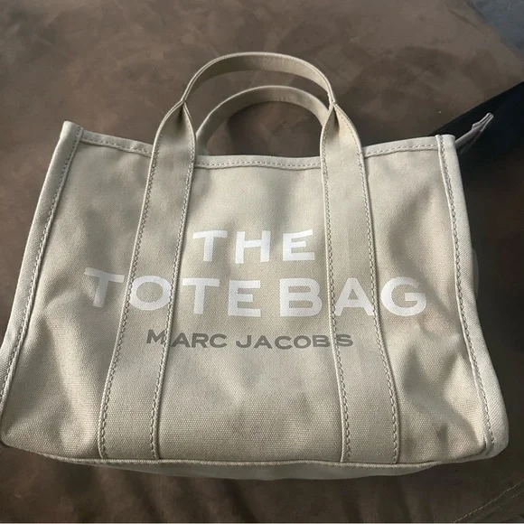 Marc Jacobs Cream Canvas Tote Bag - Picture 1 of 5